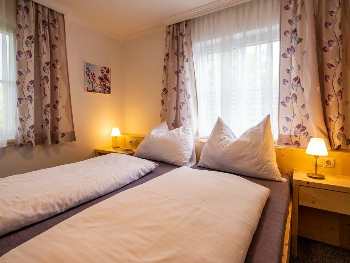 Siri'S Einkehr Hotel Sankt Georgen im Attergau Exterior photo